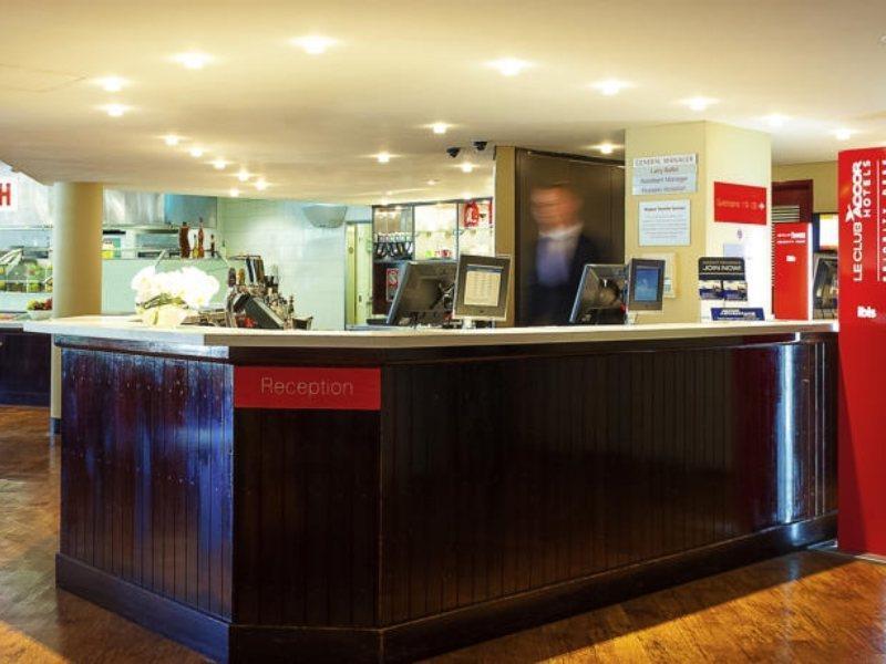 Ibis Sydney Airport Hotel Bagian luar foto